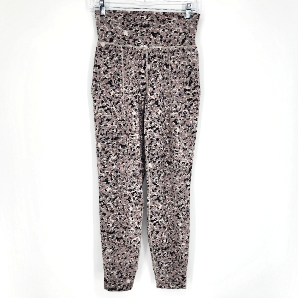 Athleta Salutation Textured Jogger Pant Meadow Decadent Chocolate Small